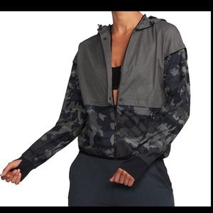 Under Armour wind breaker jacket